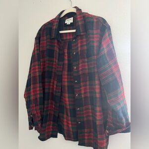 American Eagle boyfriend fit plaid button up shirt